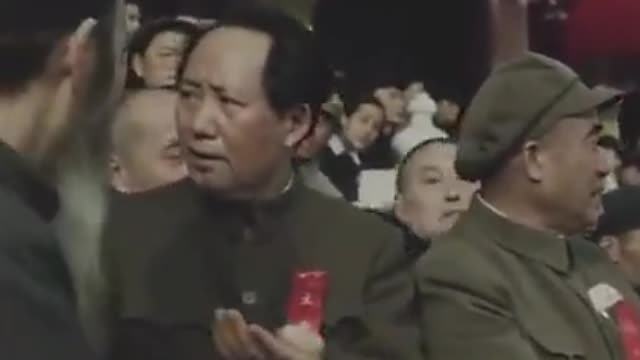 【今天,新中国成立71周年,祝伟大祖国繁荣昌盛】1949年10月1日,毛泽东主席在天安门城