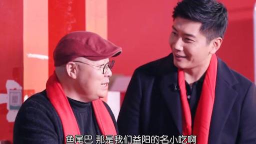 虾子起拱,清溪国潮迎新年,年货好物送眼前,十里八乡齐欢聚,满载而归过个潮流年,最懂年味是国