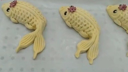 【烟台“虎饽饽”肚里藏“元宝”】过新年,蒸饽饽,是胶东地区传承久远的年俗。胶东花饽饽作为省