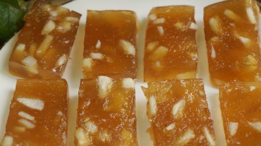 #厨艺教程#【福州传统小吃之马蹄糕】马蹄糕是福州的传统甜点小吃,是以地瓜粉为主料,加入水、