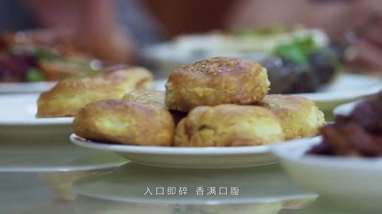 【河北乐亭吊桥缸炉烧饼制作技艺:入口即碎 香满口腹】久负盛名的吊桥缸炉烧饼,百余年来历久不