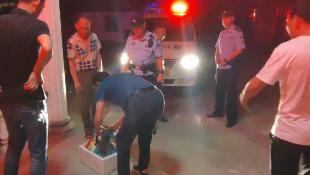 【严厉打击!男子非法捕捞59只野生石鸡被抓】近日凌晨,安徽省宣城市宁国市公安局方塘派出所民