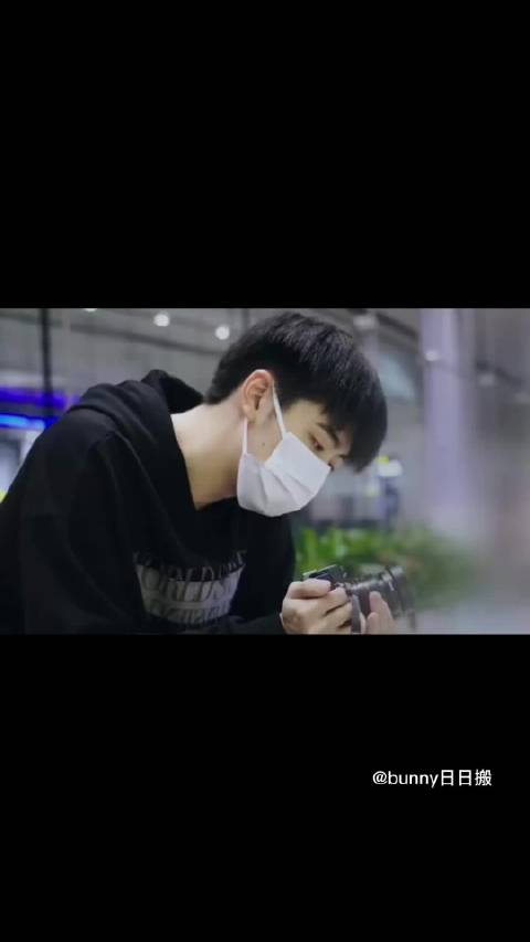 #粉丝曝小盒鱼曾因张子枫吃醋#世上没有不透风的墙,但这也太……果然粉丝是知道最多的,六公主