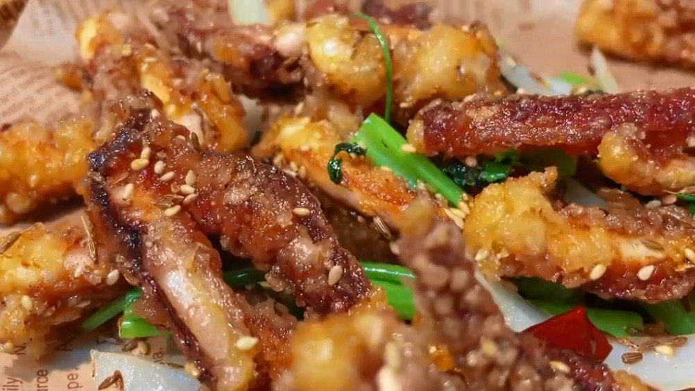 #美食推荐#【干煸鱿鱼须】从小就爱吃的,做法简单,外酥里嫩,干香味美,好吃又过瘾~ 