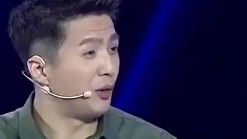奶茶妹妹章泽天不仅会跳芭蕾,还会跳小苹果呢,那时候的她好清纯好接地气!