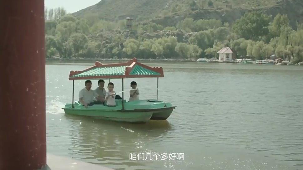 #地久天长上映三周年# 由王小帅执导的电影《地久天长》上映三周年了,电影于2019年3月2