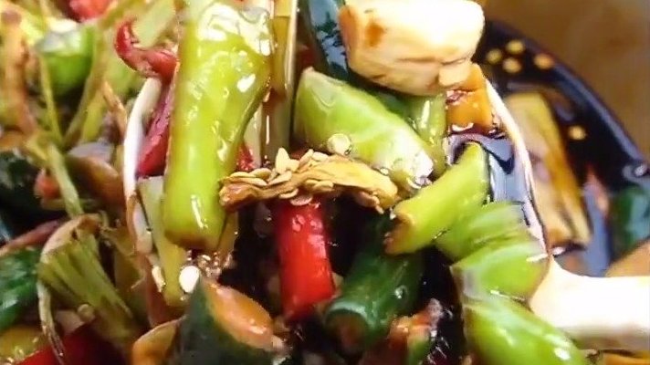特别适合夏天配粥吃的腌咸菜做法,了解一下~ 