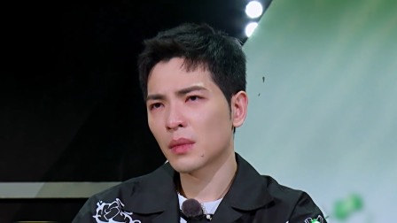 @萧敬腾送乐迷礼物被转卖就离谱[摊手]本期《草莓星球来的人》沙棘草乐队-表演结束后现场乐迷