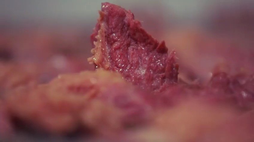 【曹县烧牛肉】曹县烧牛肉,省级非物质文化遗产,山东菏泽曹县当地的特色名吃。(来源:曹县融媒