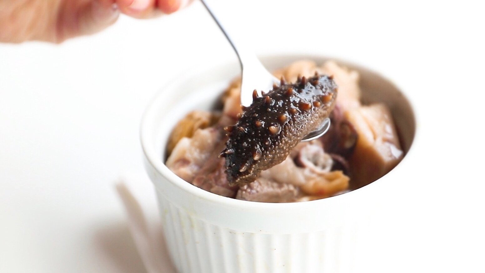 #厨艺教程# 集山珍海味天地精华于一锅,不用问了,这碗汤就是我的厨艺巅峰! 