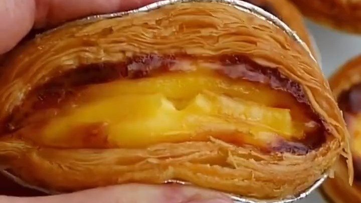 爆浆珍珠奶茶蛋挞【葡式蛋挞????】奶香味浓郁,外酥里嫩,简直不要太好吃!喜欢珍珠的可以在蛋挞上