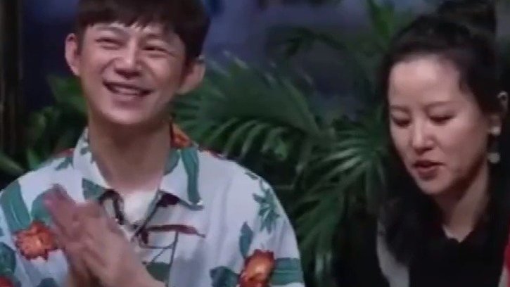 上次孙莉去《向往的生活》看到黄磊在节目中做饭那么累就一脸心疼,跟黄磊说咱们回去就别做了。结