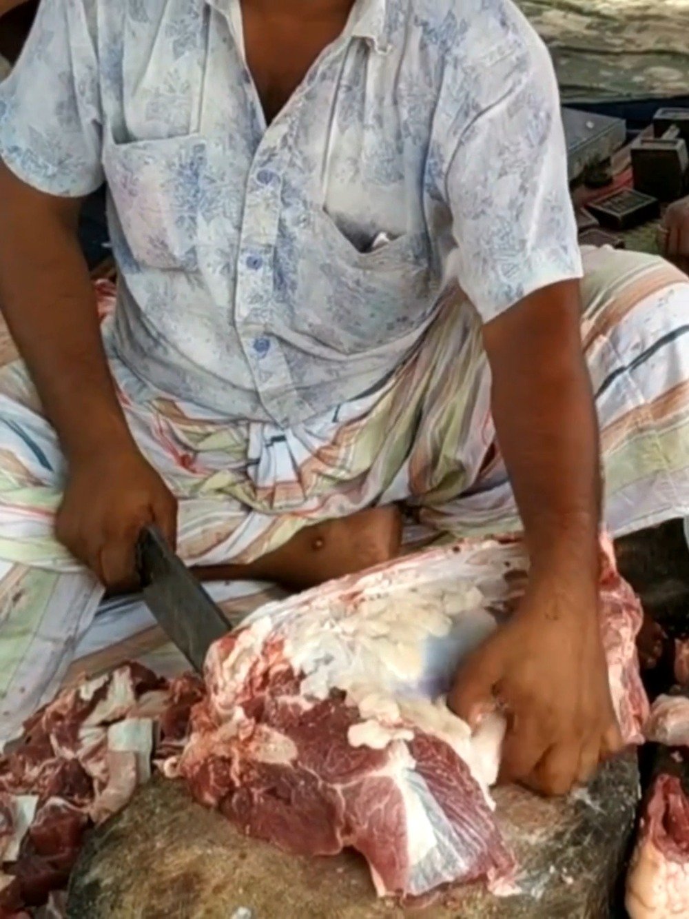 解压视频,斩带肉大牛脊骨.#美食治愈系#  