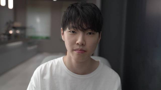 ⚡#2021LPL# 【生日祝福】先给大家送上属于Tarzan选手的生日祝福啦[给你小心心
