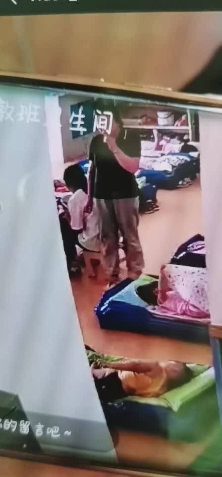 #长春身边事# 【希望家长注意点这个幼儿园】网友爆料:我儿子在长春中海水岸春城小区三号门旁