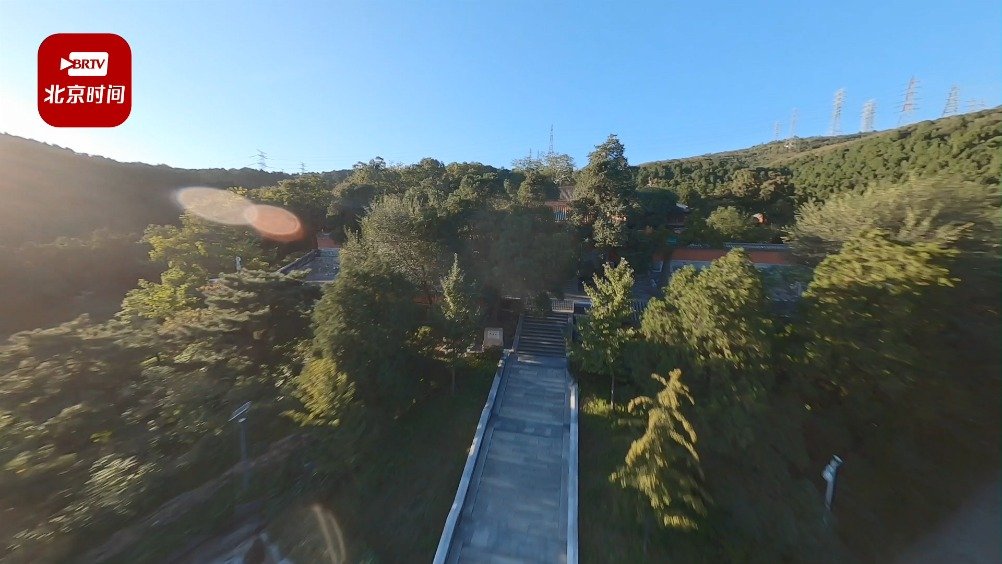 【北京这座古刹里住着77位神仙】我是规划师第2季北京西郊的一个古村落里,藏着一座古刹,古刹