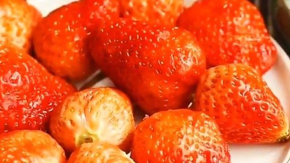 无需烤箱～30分钟做个草莓生日蛋糕‼️简单易做又好吃????