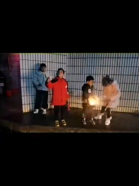#女声看天下# 【太喜庆了!沉浸式感受春节氛围[期待]】作为历史悠久的文明古国,丰富的民族