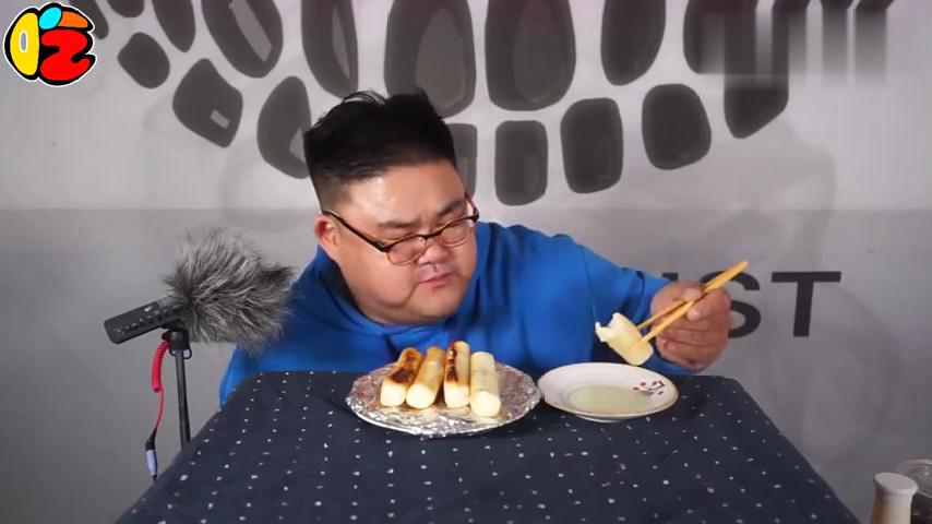 韩国大胃王刘大脑袋,要胖死的节奏啊!狂吃烤棉花糖蘸奶油,甜!
